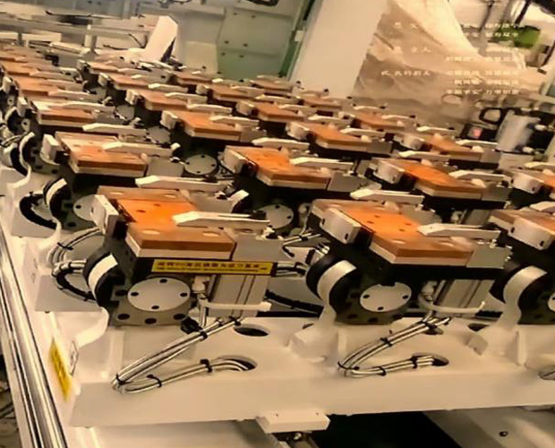 Woodworking carving and milling equipment Woodworking carving and milling equipment